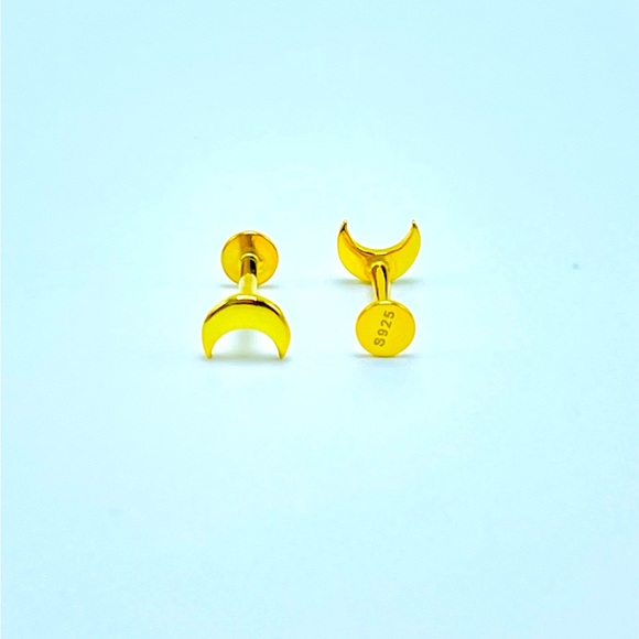 Tiny gold moon stud earrings, 925 sterling stud. Small moon stud. - Picture 2 of 6